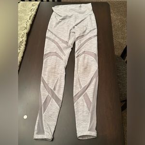 Lululemon Wunder Under High Rise Leggings Size 6
